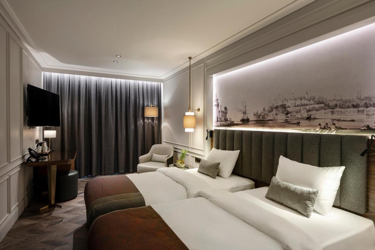 Hotel Livro *