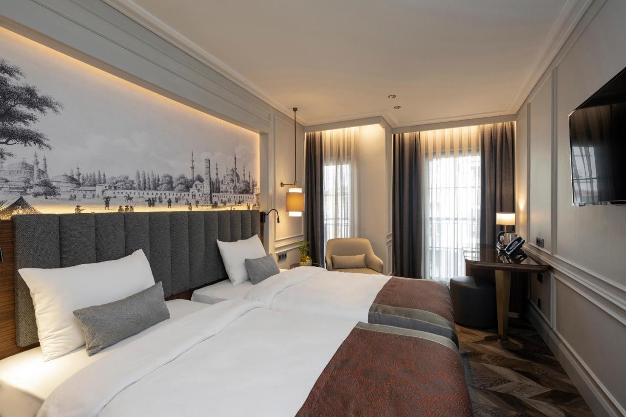 Livro Hotel Istanboel